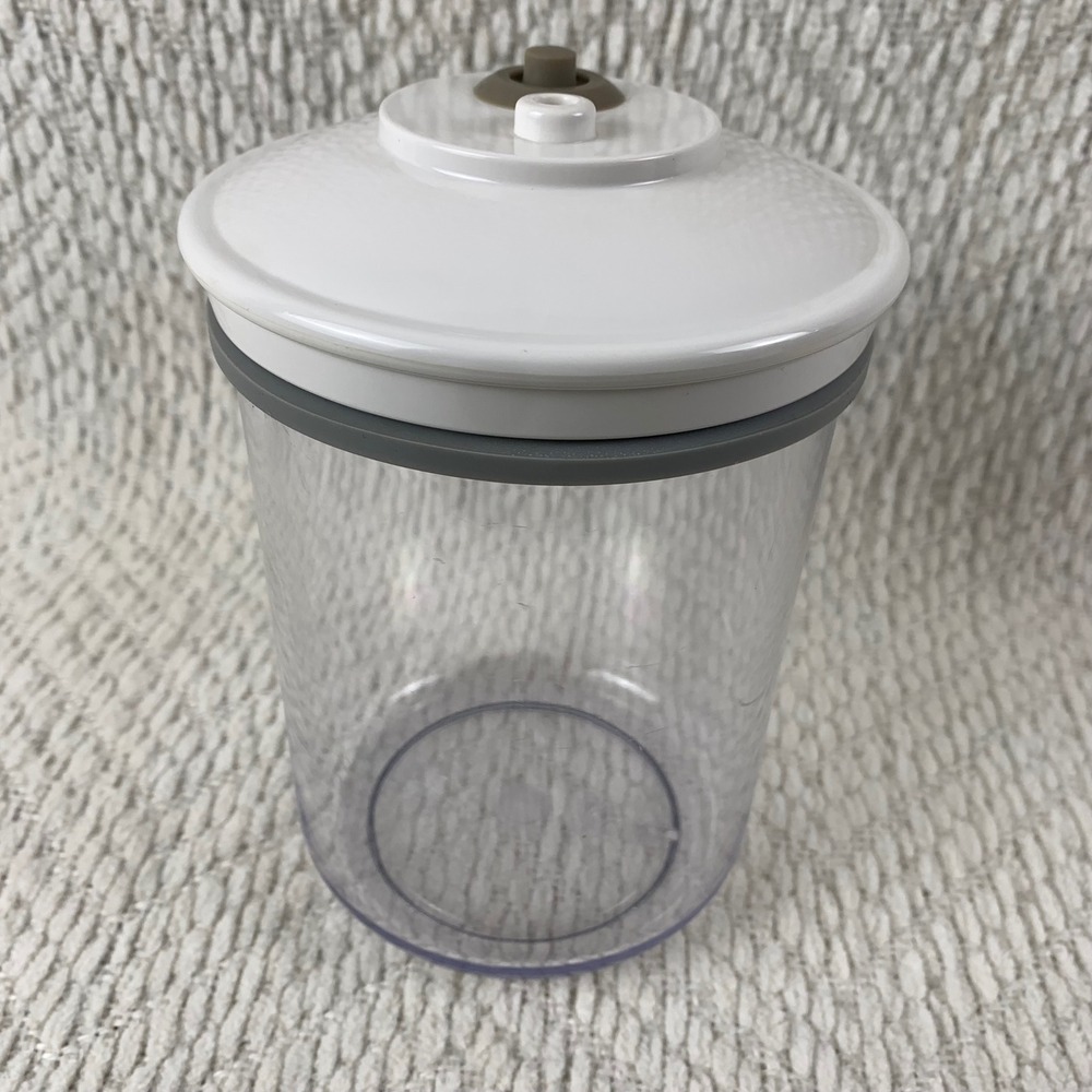 Snail Food Saver Canister Vacuum Seal Storage Container w/ Lid KY-114 Small 25oz - Picture 2 of 8